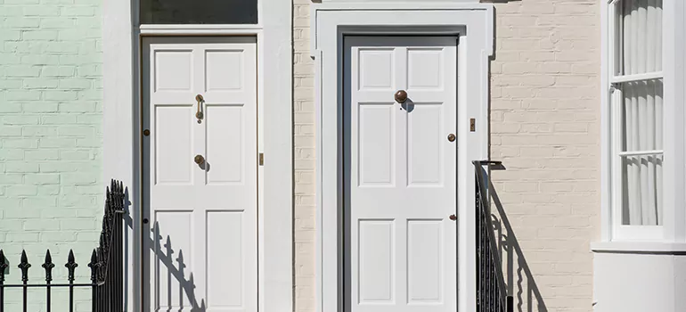 Mirror Closet Door Repair in Yongehurst, Ontario