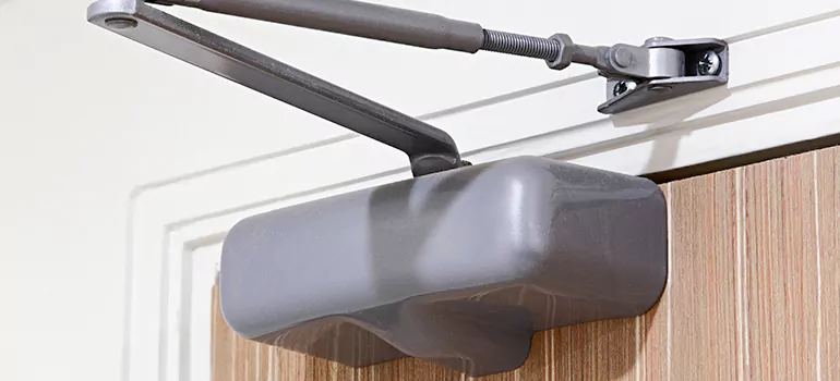Garage Door Openers For Low Ceilings in Bayview Glen, ON