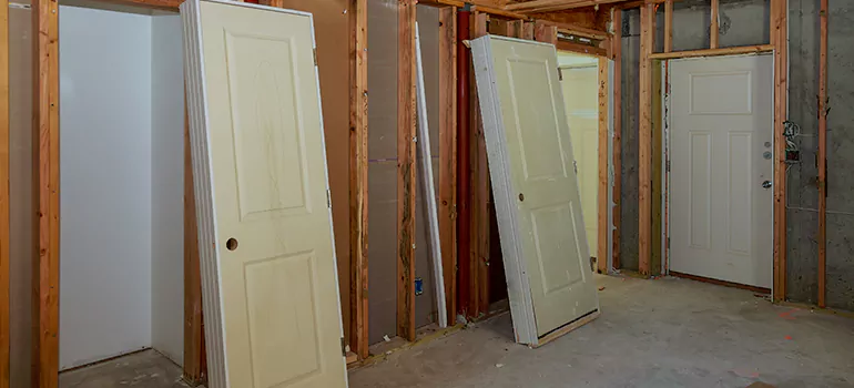 Heavy Duty Sliding Door in Bayview Glen, ON