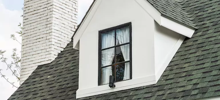 Roof Window Repair in Bayview Glen, ON