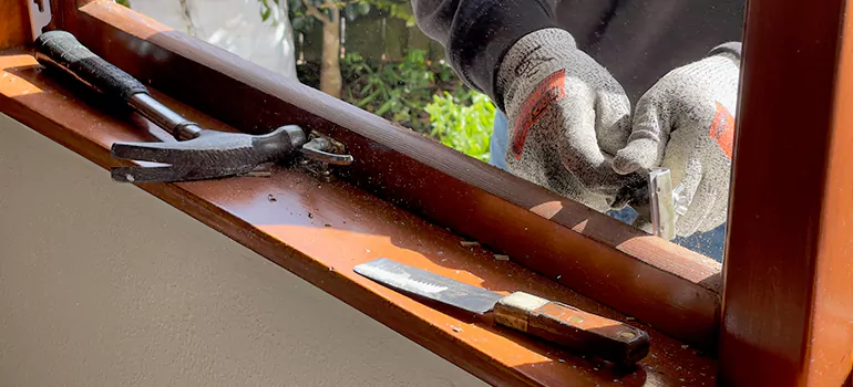 Vinyl Window Sash Repair in Bayview Glen, Ontario