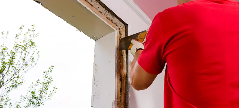 Residential Accordion Door Repair in Langstaff, Ontario