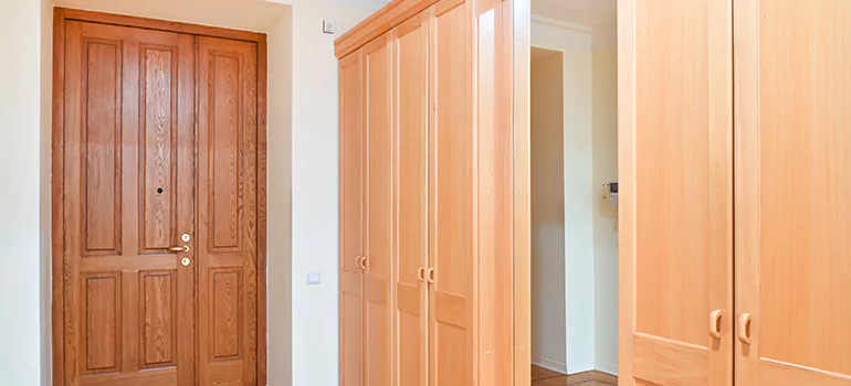 Glass Closet Door Repair in Yongehurst, Ontario