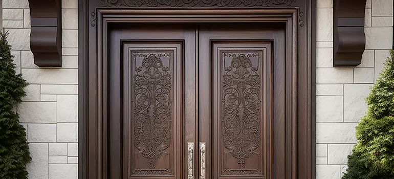 Front Door Moulding in Bayview Glen, ON