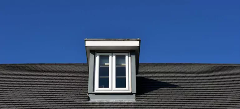Roof Window Installation in Bayview Glen, ON